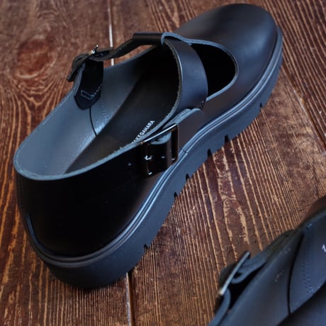 BEAUTIFUL SHOES  T-STRAP / GLOXI CUT MEDIUM SOLE