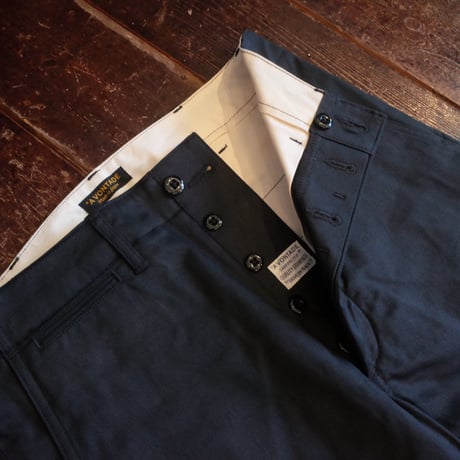 *A VONTADE  Classic Chino Trousers
