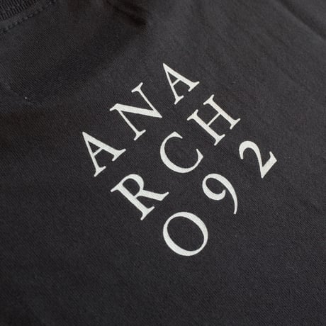 MOUNTAIN RESEARCH  Title Tee