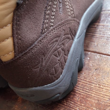 Mountain Research × KEEN  Pyrenees   MOUNTAIN RESEARCH BROWN  〈SALE〉