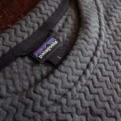 Patagonia  M's R1 Air Crew