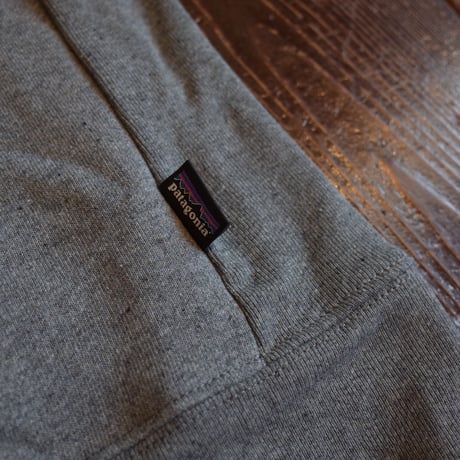 Patagonia   Men's P-6 Label Uprisal Crew Sweat Shirt