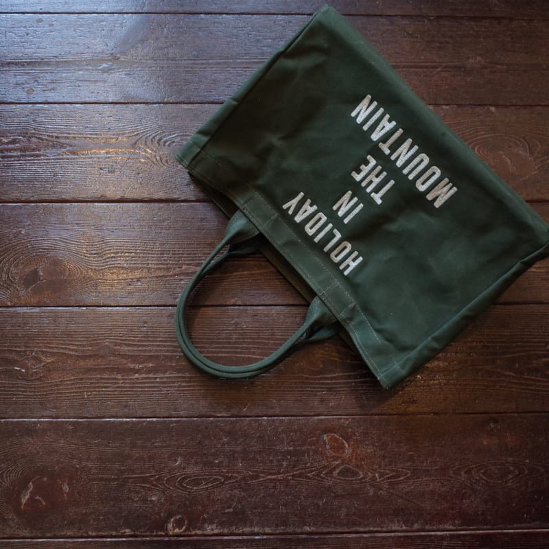 CAMP CREW H. I. T. M. CONTAINER (M) & H. I.