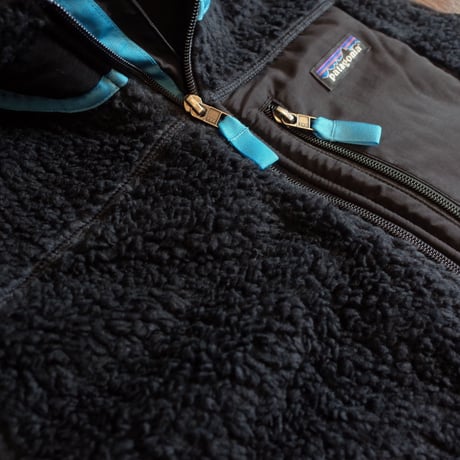PATAGONIA  MEN'S CLASSIC RETRO-X VEST
