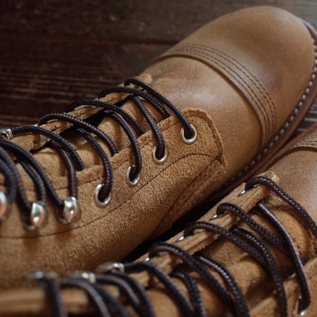 RED WING  #8083  "IRON RENGER"  HAWTHORNE