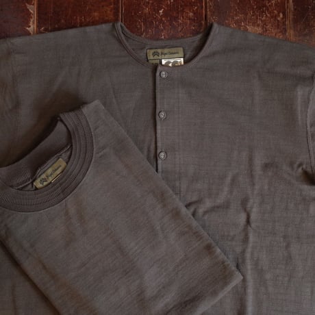 Nigel Cabourn  CC22 HENLEY NECK SHIRT
