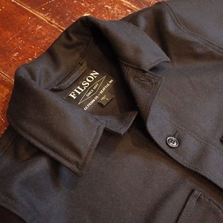 FILSON  "OUTLET"  SEATLE WOOL CRUISER