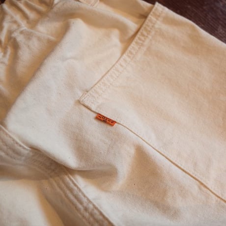 NECESSARY OR UNNECESSARY   PAINTER SPINDLE 'WHITE'