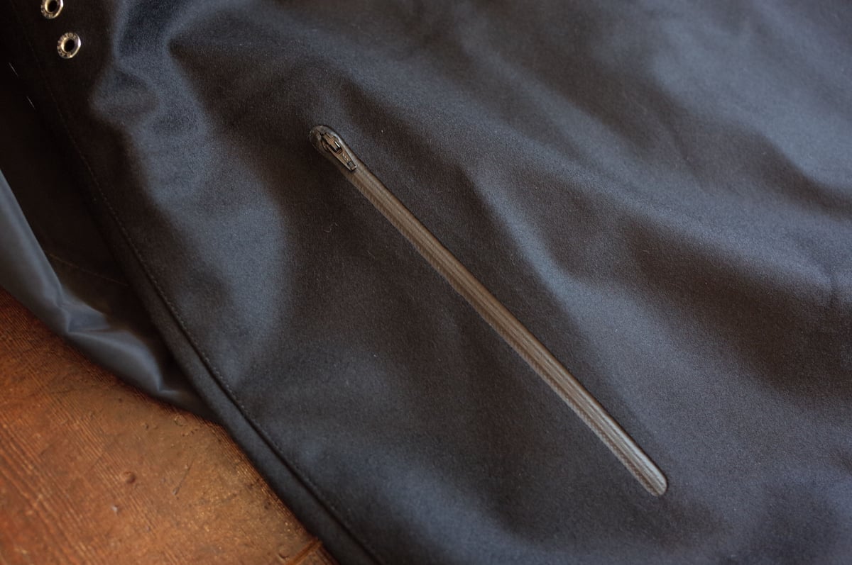 MACKINTOSH GTS CADDER WOOL / TECH | MAPS E-Shop