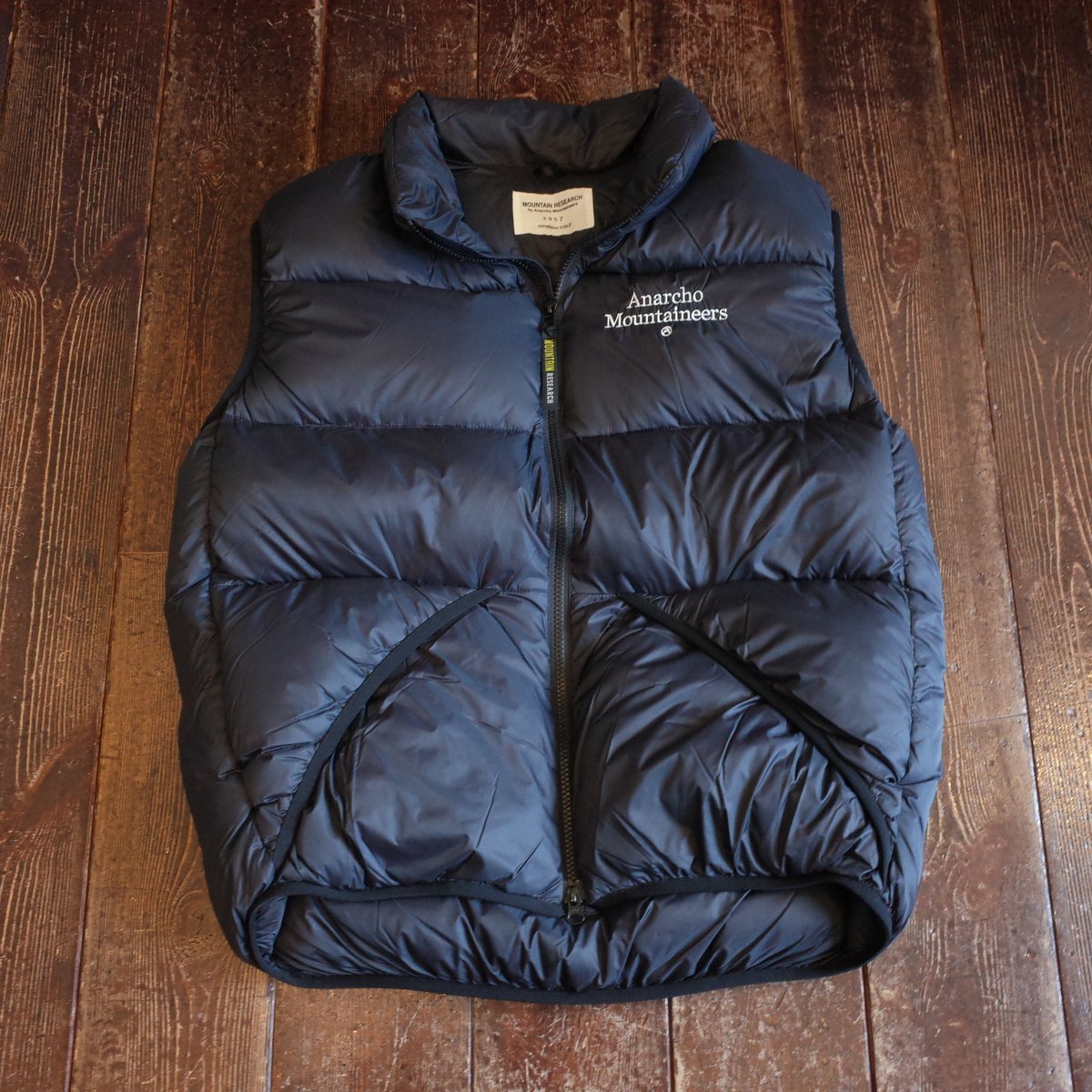 Mountain Research MTR3957 Puff Vest | MAPS E-