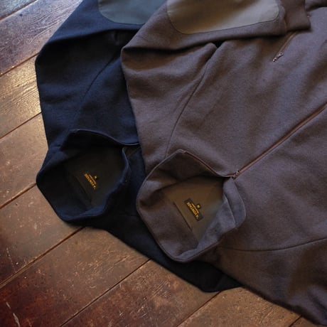 *A VONTADE  Stand Zip Truck Jacket