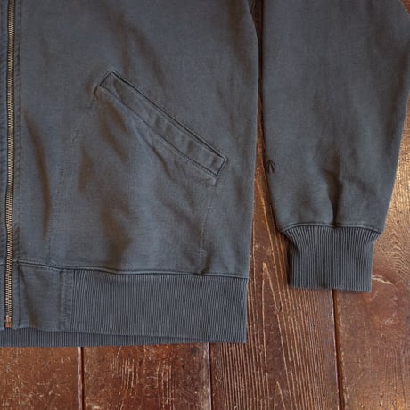 NIGEL CABOURN  THE ARMY GYM  "J-1 EMBROIDERED ARROW ZIP HOOD"