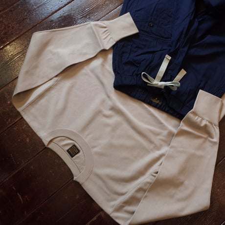 *A VONTADE  Reverse Crew Sweat L/S