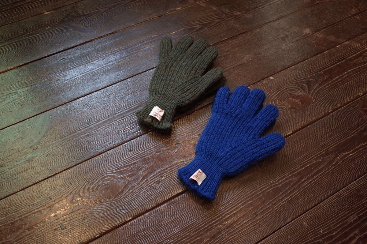NIGEL CABOURN RIBBED GOALIE GLOVES | MAPS E-