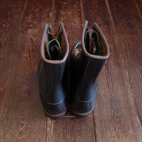 RED WING  #2015 "HUNTSMAN"  CELEBRATING 110 YEARS LIMITED MODEL
