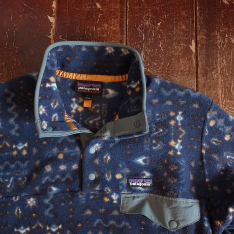 PATAGONIA    LW SYNCH SNAP-T P/O