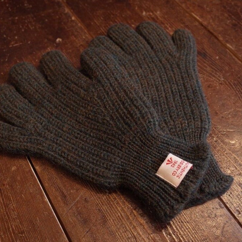 NIGEL CABOURN RIBBED GOALIE GLOVES | MAPS E-