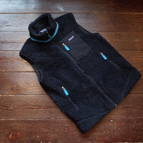 PATAGONIA  MEN'S CLASSIC RETRO-X VEST