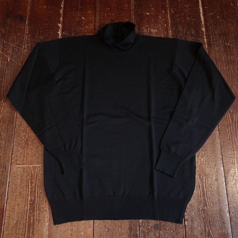 JOHN SMEDLEY 【A4544】 24G L/S TURTLE NECK KNIT