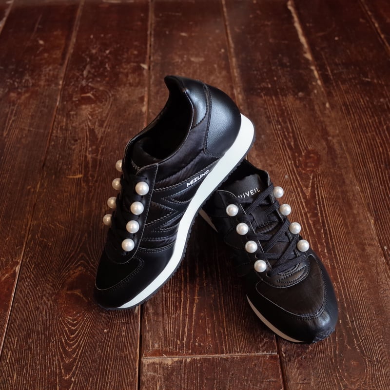 Mizuno MUVEIL パール シルバー コラボスニーカー MUVEIL Online Shop｜ミュベール公式オンラインショップ
