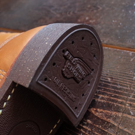 RED WING  #8011  IRON RANGE MANSON WHITE ASH IN STOCK