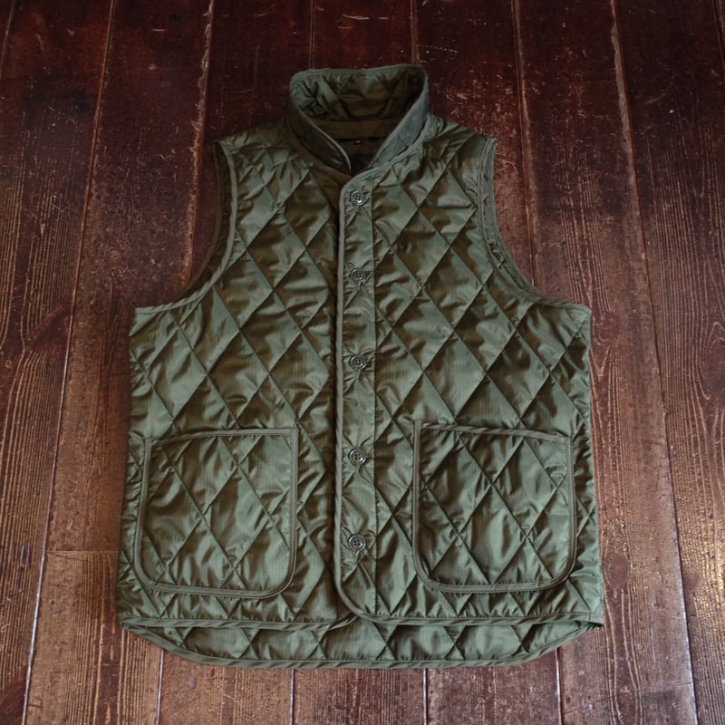 A VONTADE Quilted Liner Vest -Detachable Col