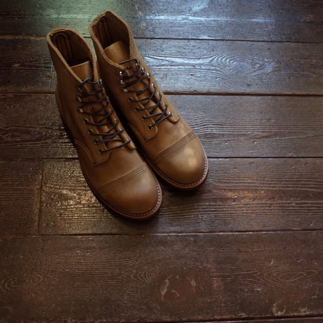 RED WING  #8083  "IRON RENGER"  HAWTHORNE