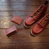 RED WING  CARD HOLDER