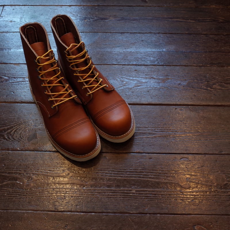 RED WING #8089 IRON RANGER / TRACTION TRED |