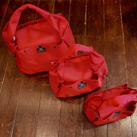 BAG 'n' NOUN GARLAND Series JOINER 'M 'GARLAND'