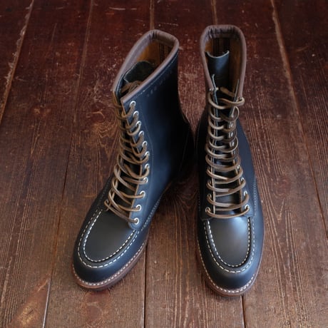 RED WING  #2015 "HUNTSMAN"  CELEBRATING 110 YEARS LIMITED MODEL