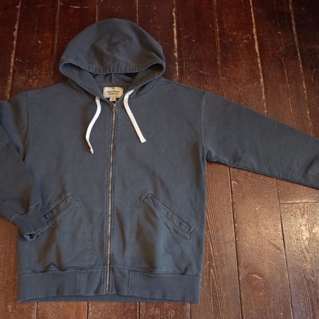 NIGEL CABOURN  THE ARMY GYM  "J-1 EMBROIDERED ARROW ZIP HOOD"