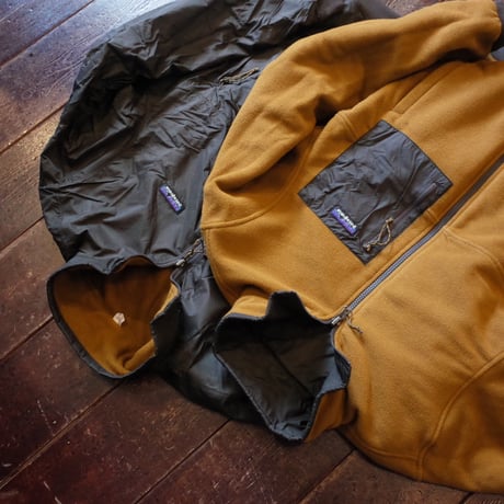 PATAGONIA  REVERSIBLE SHELLED MICRODINI JKT