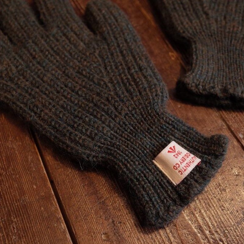 NIGEL CABOURN RIBBED GOALIE GLOVES | MAPS E-