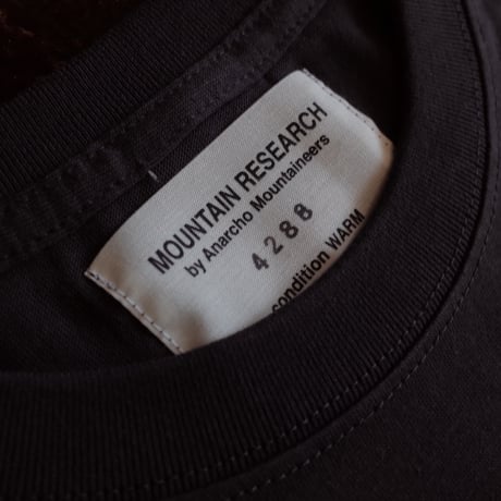 MOUNTAIN RESEARCH  Title Tee