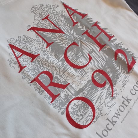 MOUNTAIN RESEARCH  Title Tee