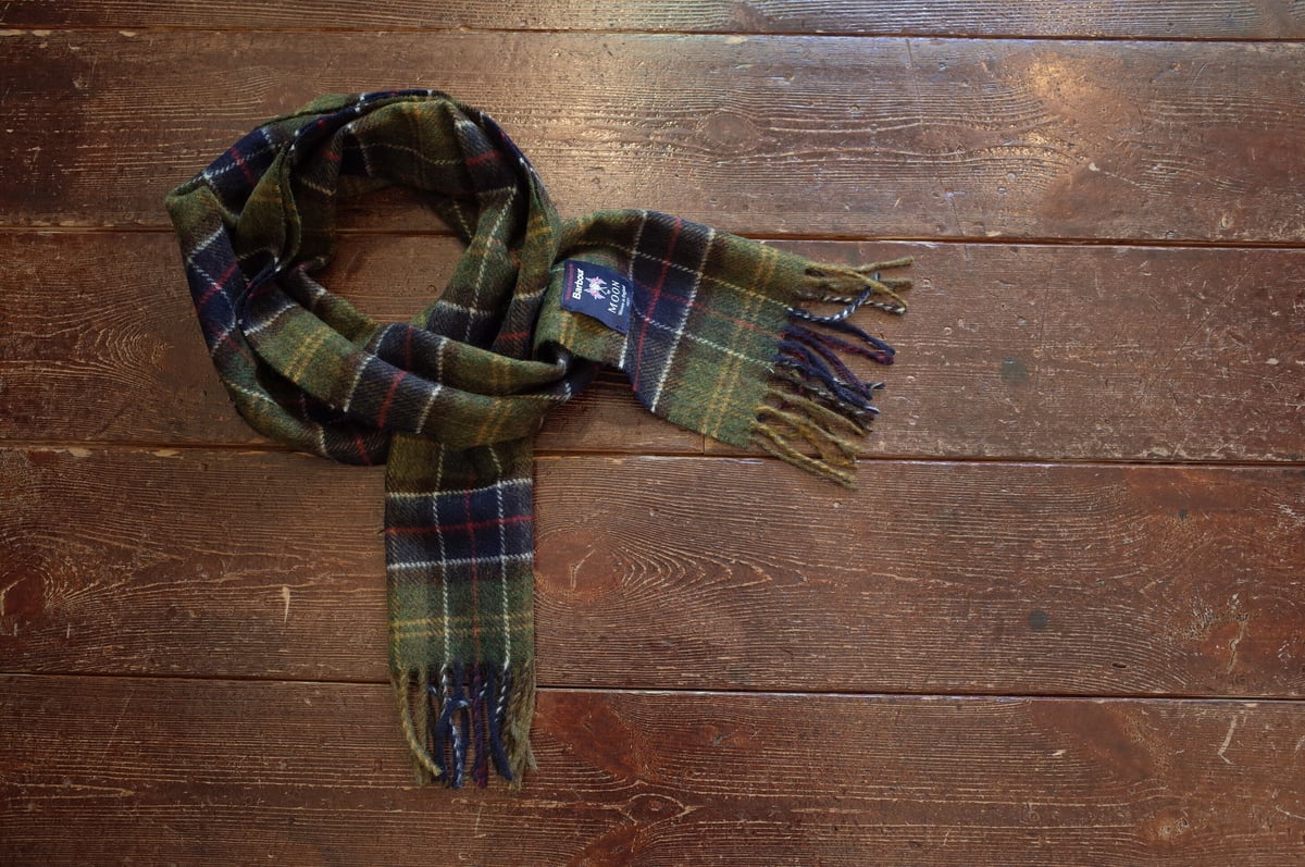 BARBOUR MOON SCARF | MAPS E-Shop