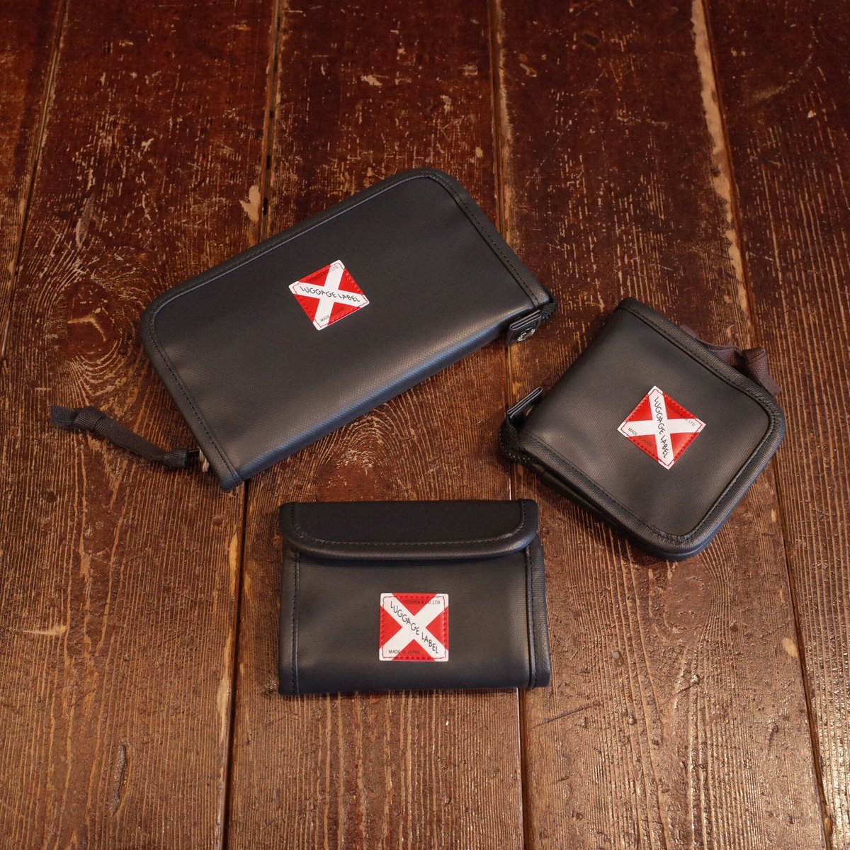 LUGGAGE LABEL LINER LONG WALLET | MAPS E-Shop LUGGAGE LABEL LINER LONG WALLET | MAPS E-Shop