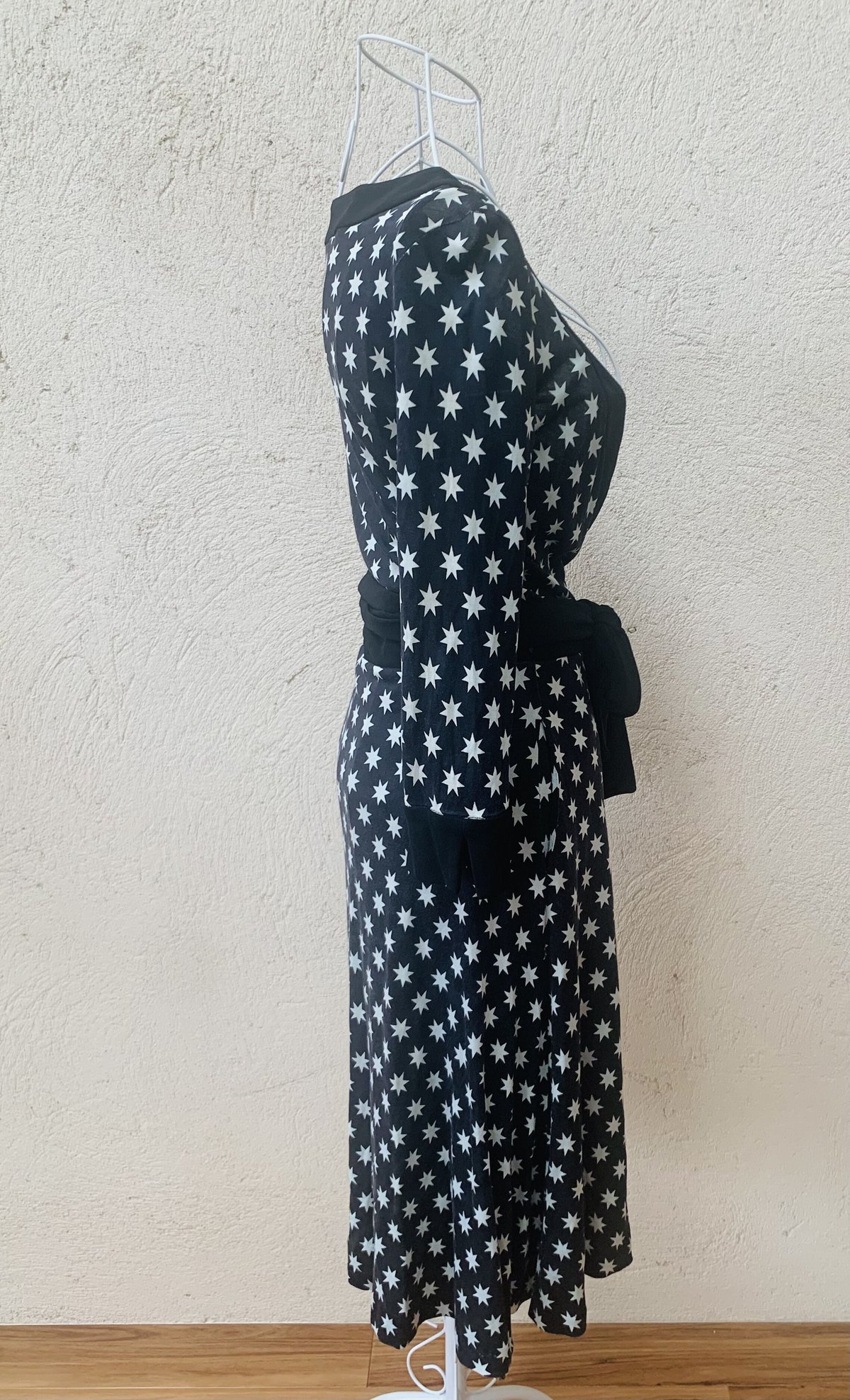 DIANE von FURSTENBERG(ダイアンフォンファステンバーグ)ラップ DIANE von FURSTENBERG(ダイアンフォンファステンバーグ)ラップ
