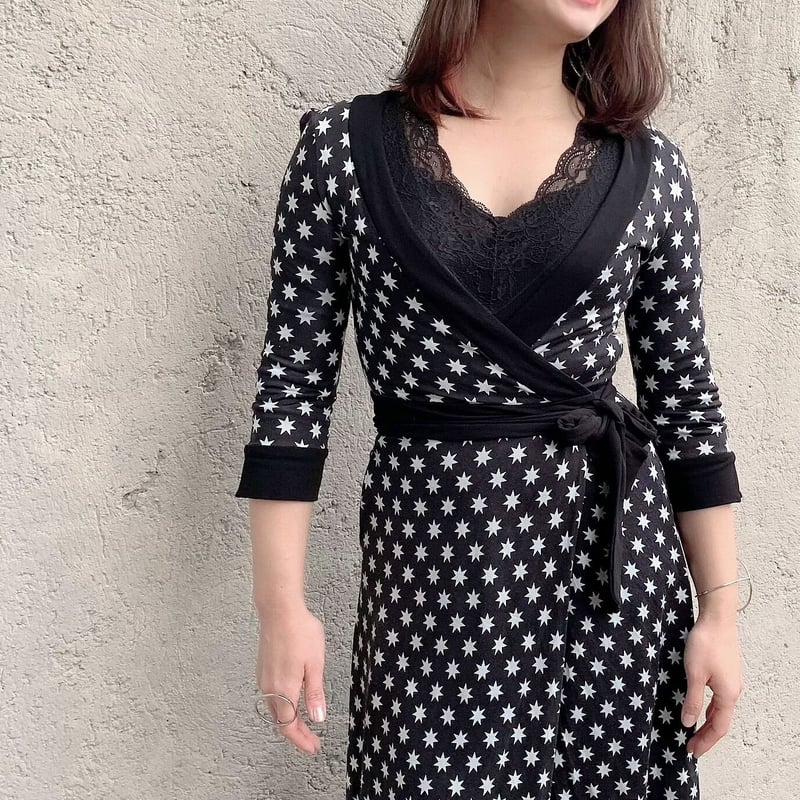 DIANE von FURSTENBERG(ダイアンフォンファステンバーグ)ラップ DIANE von FURSTENBERG(ダイアンフォンファステンバーグ)ラップ