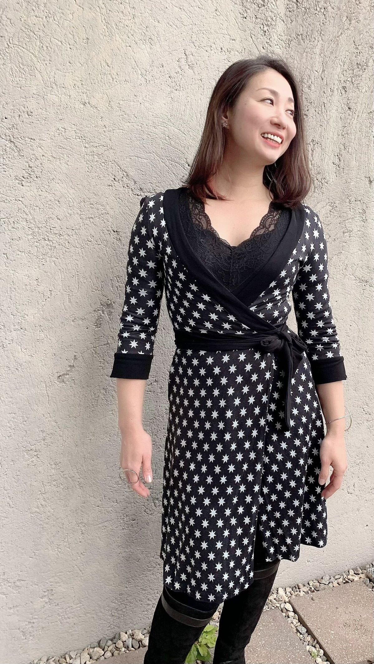 ミルキー 　DVF　ラップワンピース ダイアンフォンファステンバーグ黒の透け感ラップワンピース DVF