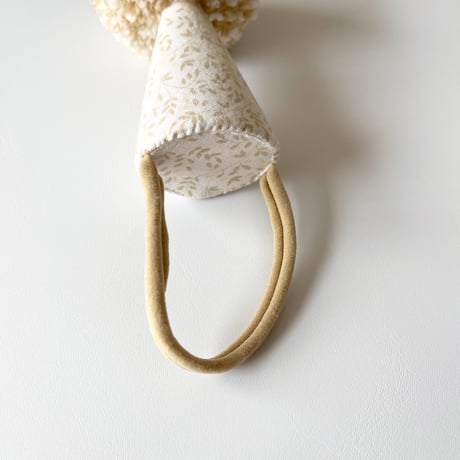 【kruhitkalove】Party hat / light beige with flowers