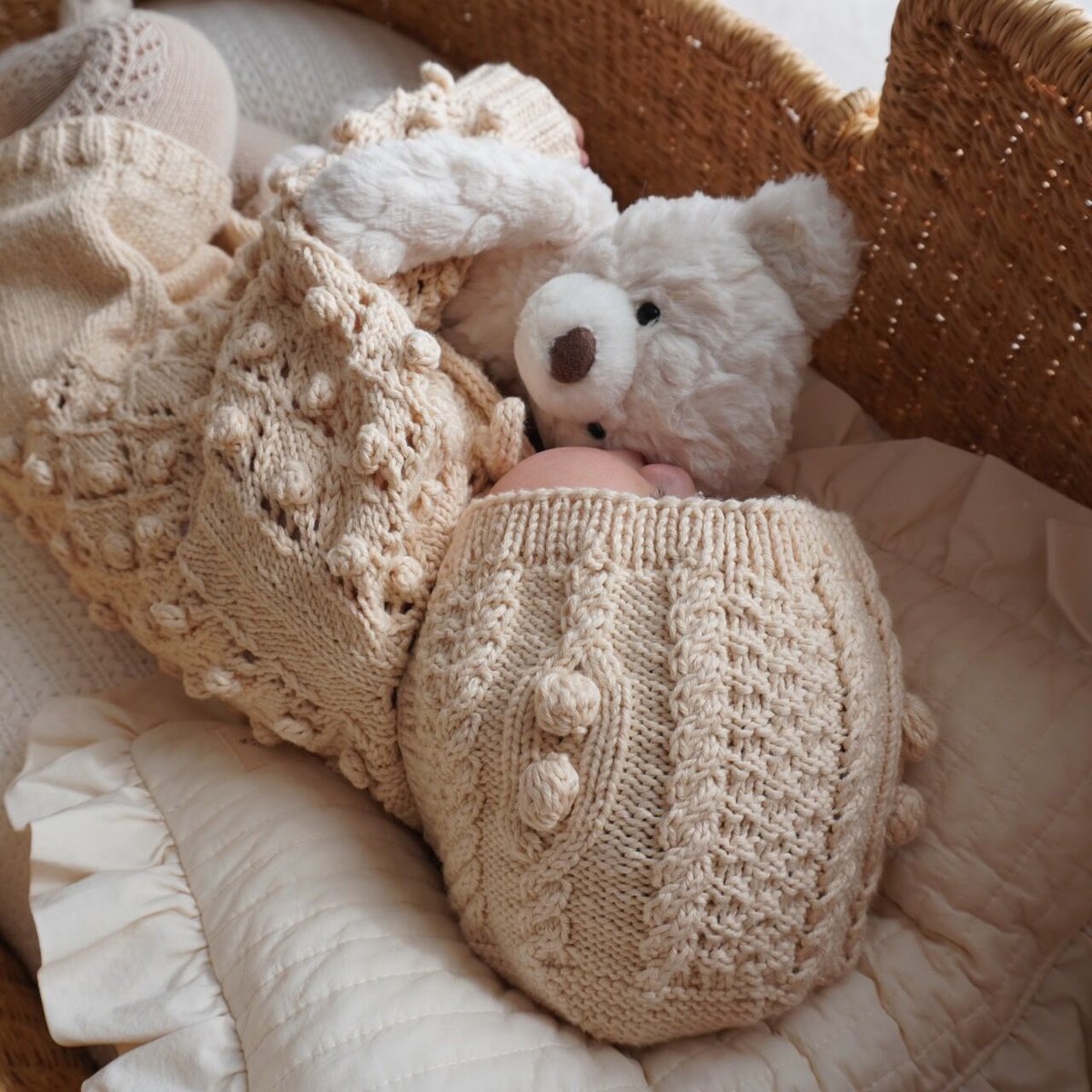 babytoly】Cable Popcorn bonnet | lana