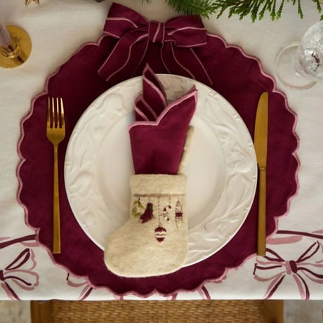予約【Shirley Bredal】Mini Stocking Garland