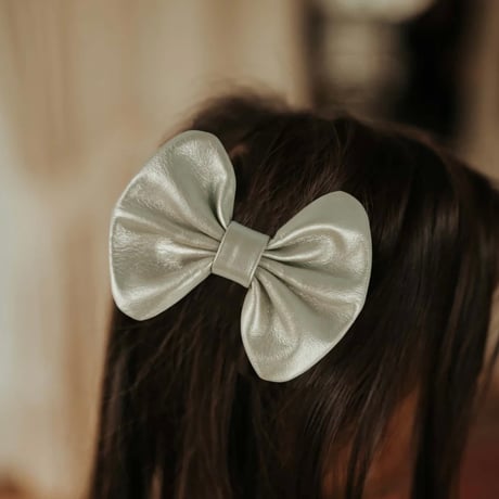 【DONSJE】Floor Exclusive Hairclip | Champagne Metallic Leather