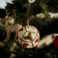 予約【Shirley Bredal】Bauble Grid Ornament with Mushroom
