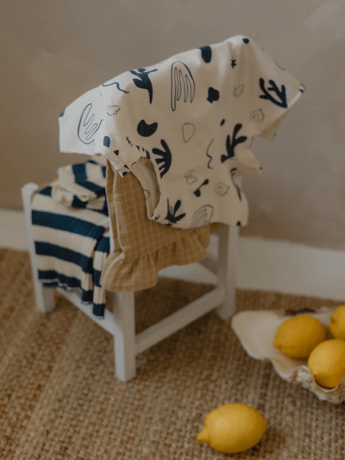 【新品未使用】organic zoo Capri Classic T 1-2y organic zoo】Capri Undyed Cotton Classic T-Shir