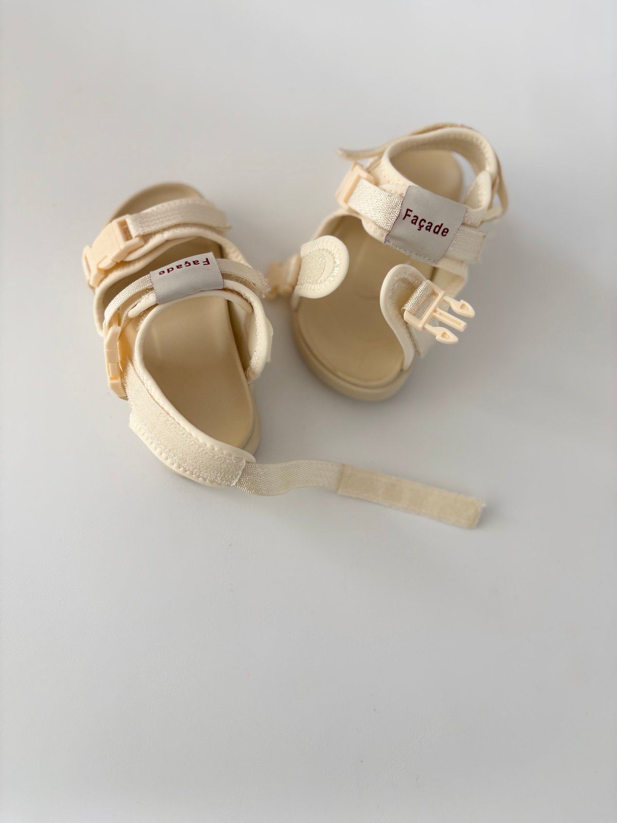 Façade】Beeju Chunky sandals / Cream | lana