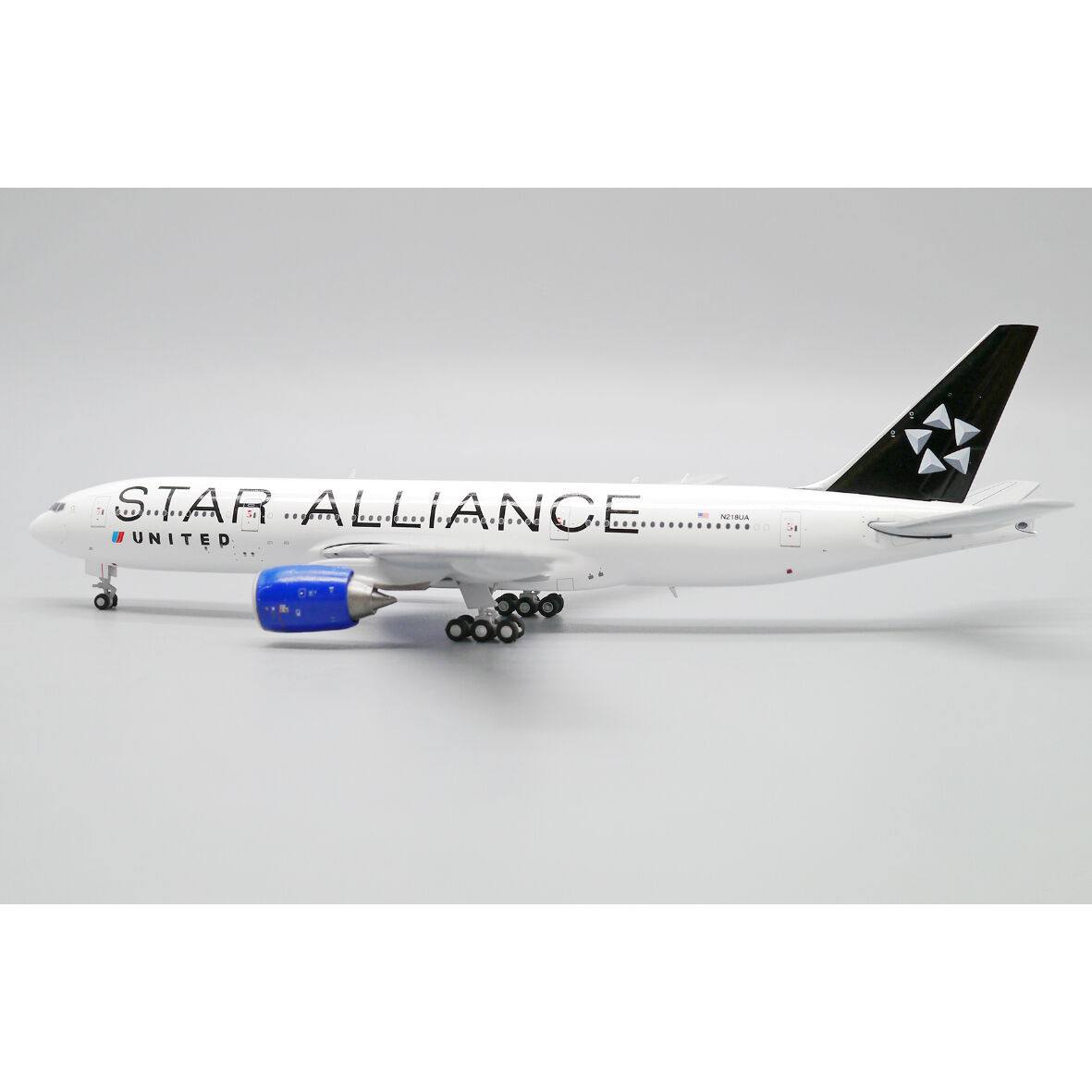 お取り寄せ商品】1/400 777-200(ER) ユナイテッド航空