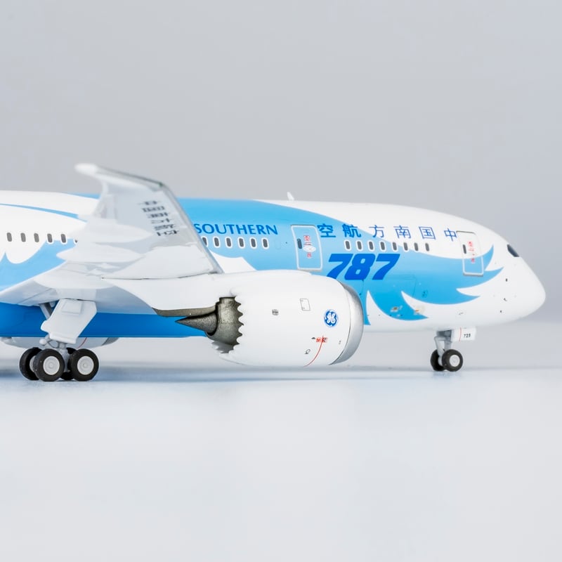 お取り寄せ商品】1/400 787-8 中国南方航空 B-2725 | ひこー